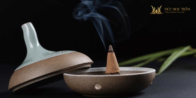 Cần lưu ý sức khỏe và an toàn khi đốt trầm hương