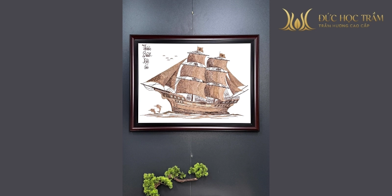 Hình ảnh con thuyền tượng trưng cho sự hanh thông