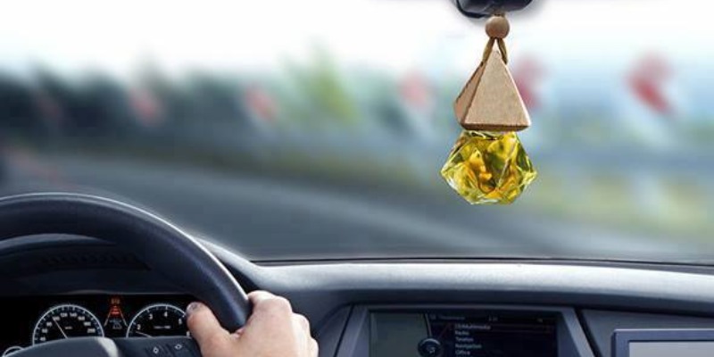 Giúp không gian xe thơm sạch và dễ chịu hơn